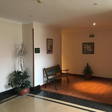 Hotel Valle De Ayala Лаудіо Екстер'єр фото