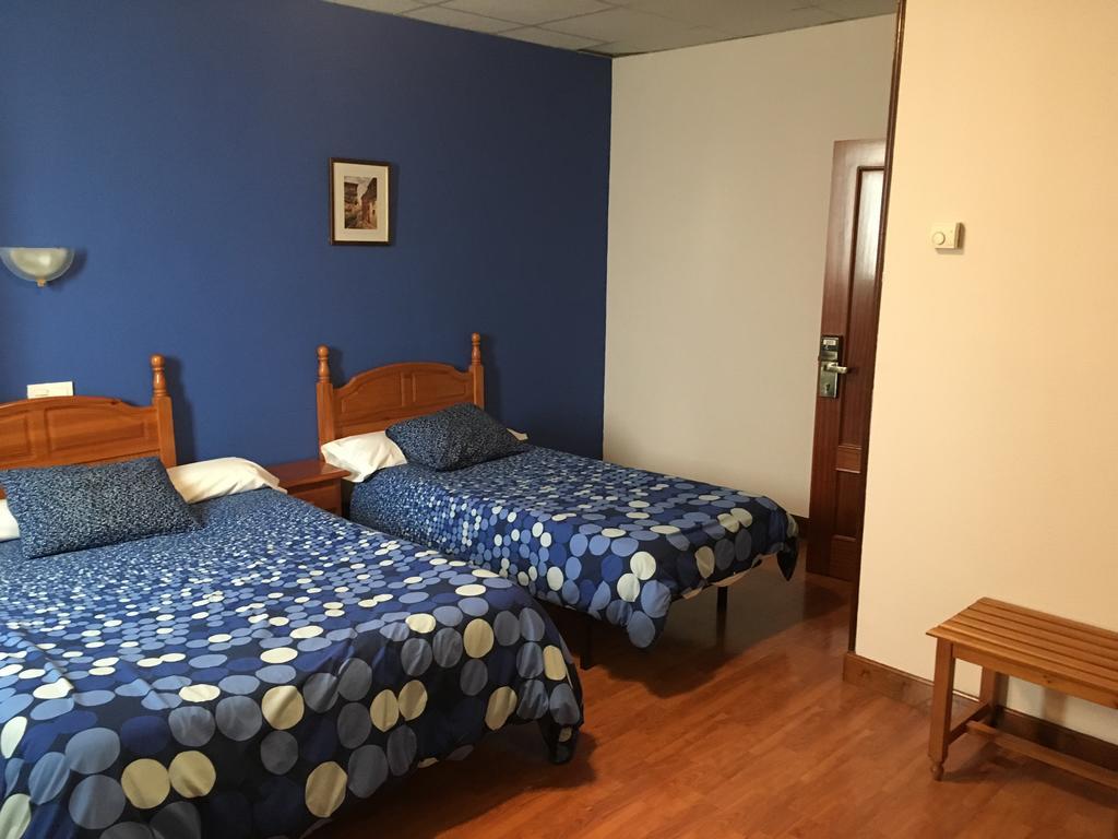 Hotel Valle De Ayala Лаудіо Екстер'єр фото
