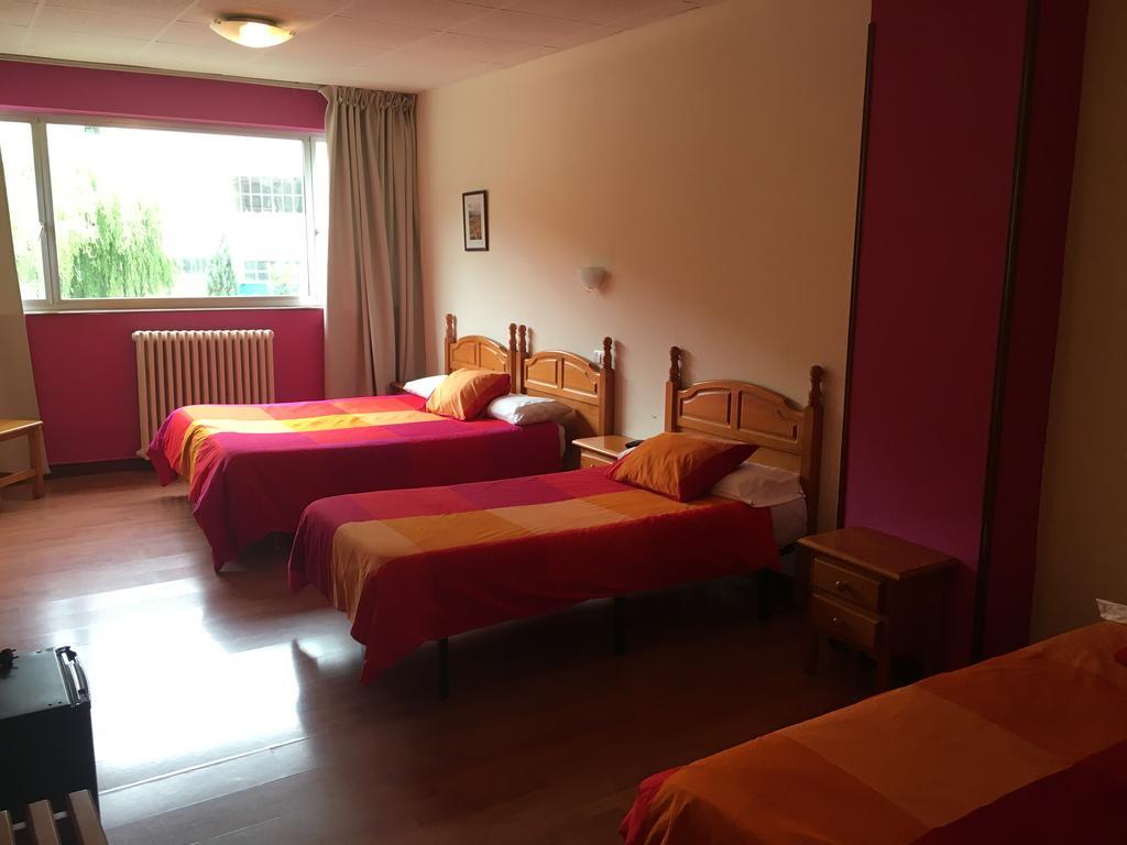 Hotel Valle De Ayala Лаудіо Екстер'єр фото